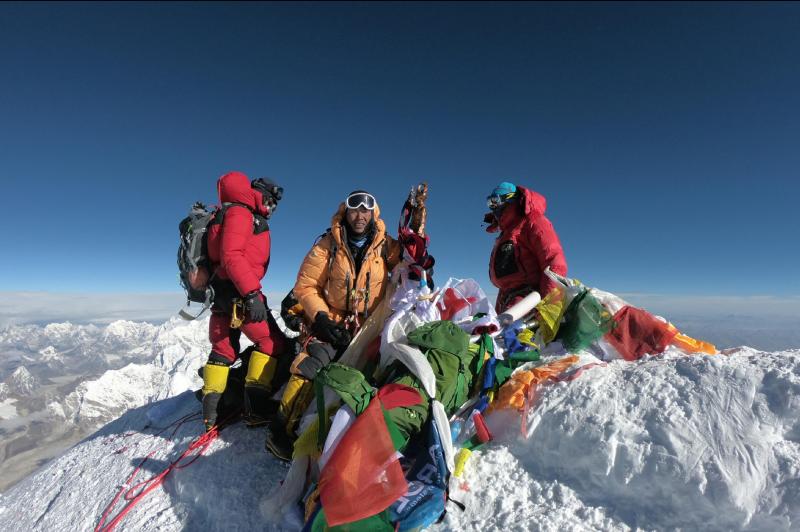 A Mount Everest csúcsán hagyott holttestek rejtélye - Egy hegymászónő most felfedi az okokat.