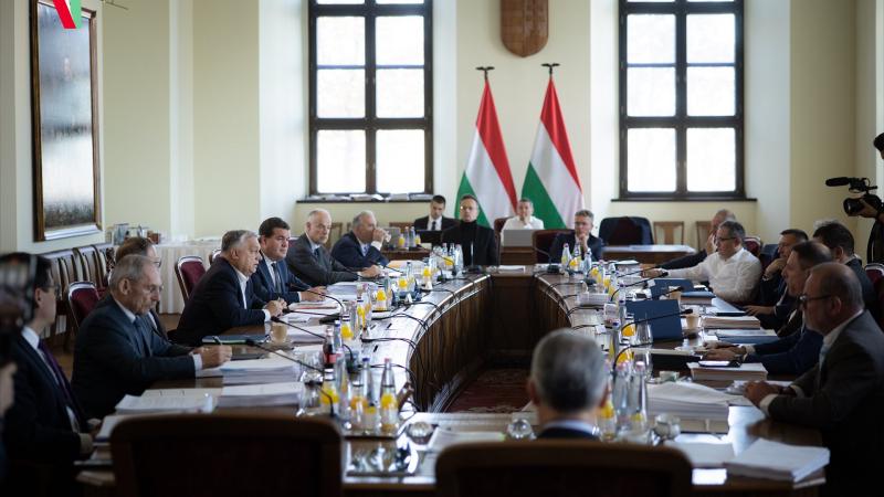 A magyar kormány egy friss jogszabálytervezet szerint felkészül az olajpiac esetleges válsághelyzeteire.