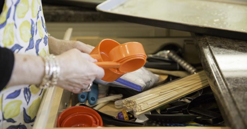 Figyelem! Visszahívásra kerültek bizonyos konyhai eszközök, amelyekből formaldehid szabadulhat fel. Ezek az eszközök veszélyesek, ezért szigorúan tilos a használatuk! Kérjük, ellenőrizd a konyhádat, és ha ilyen termékekkel rendelkezel, azonnal távolítsd e