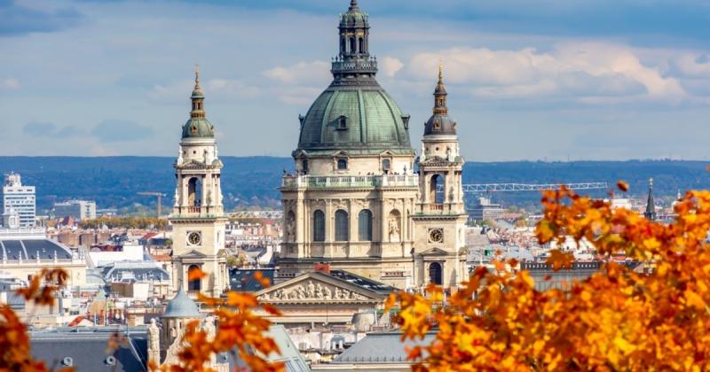 Árvíz, forradalom, háború – mindezek a kihívások próbára tették közösségünket, de a hit ereje végül győzedelmeskedett. | Demokrata