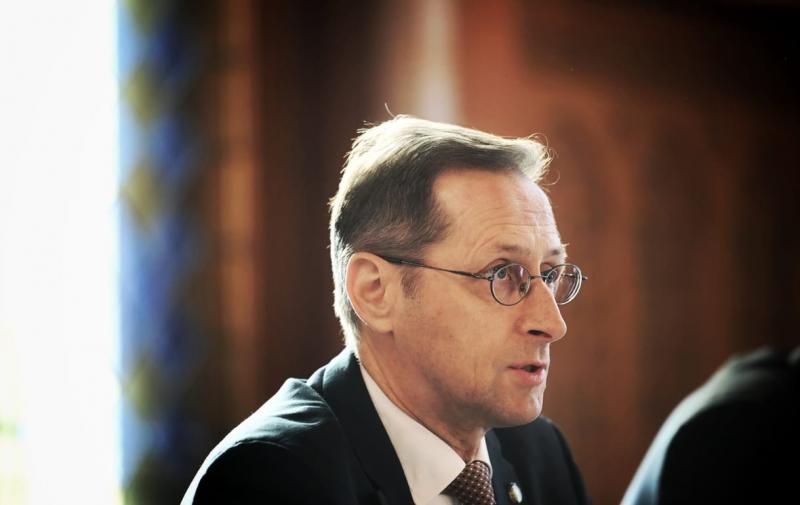 Varga Mihály kifejtette véleményét az Orbán által említett amerikai 